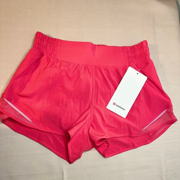 Lululemon Pants - Hotty Hot HR Short 2.5" Lined Glazed Pink NWT Size 6 LW7AYYR GLZP